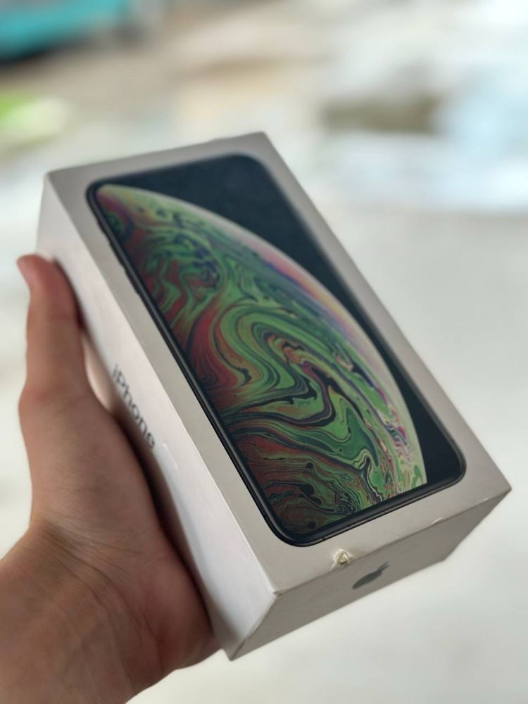 Iphone xs max 64гб в хорошем состояние