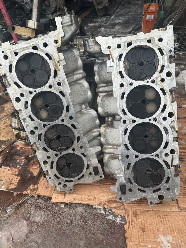 Коленвал от Лексус 570