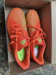 Продаю Adidas Predator