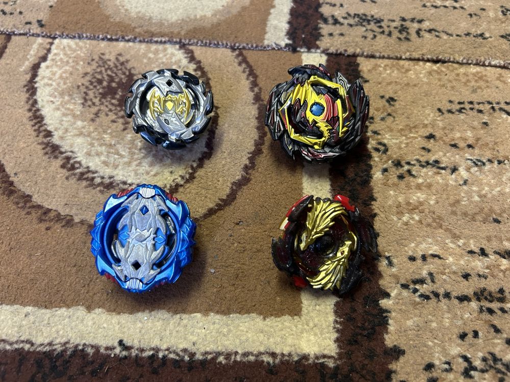 4 BeyBlade игрушки для детей
