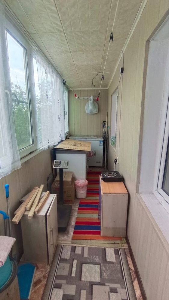 Продам 4 -х комнатную квартиру