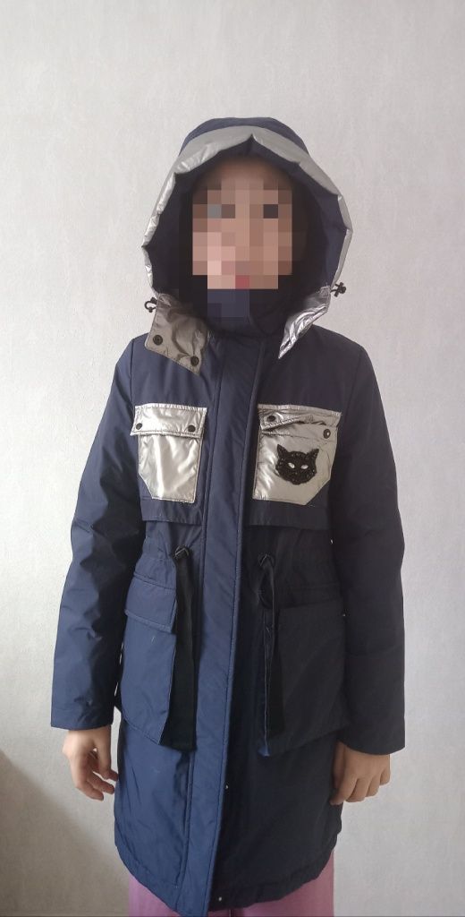 Продам плащ для девочки