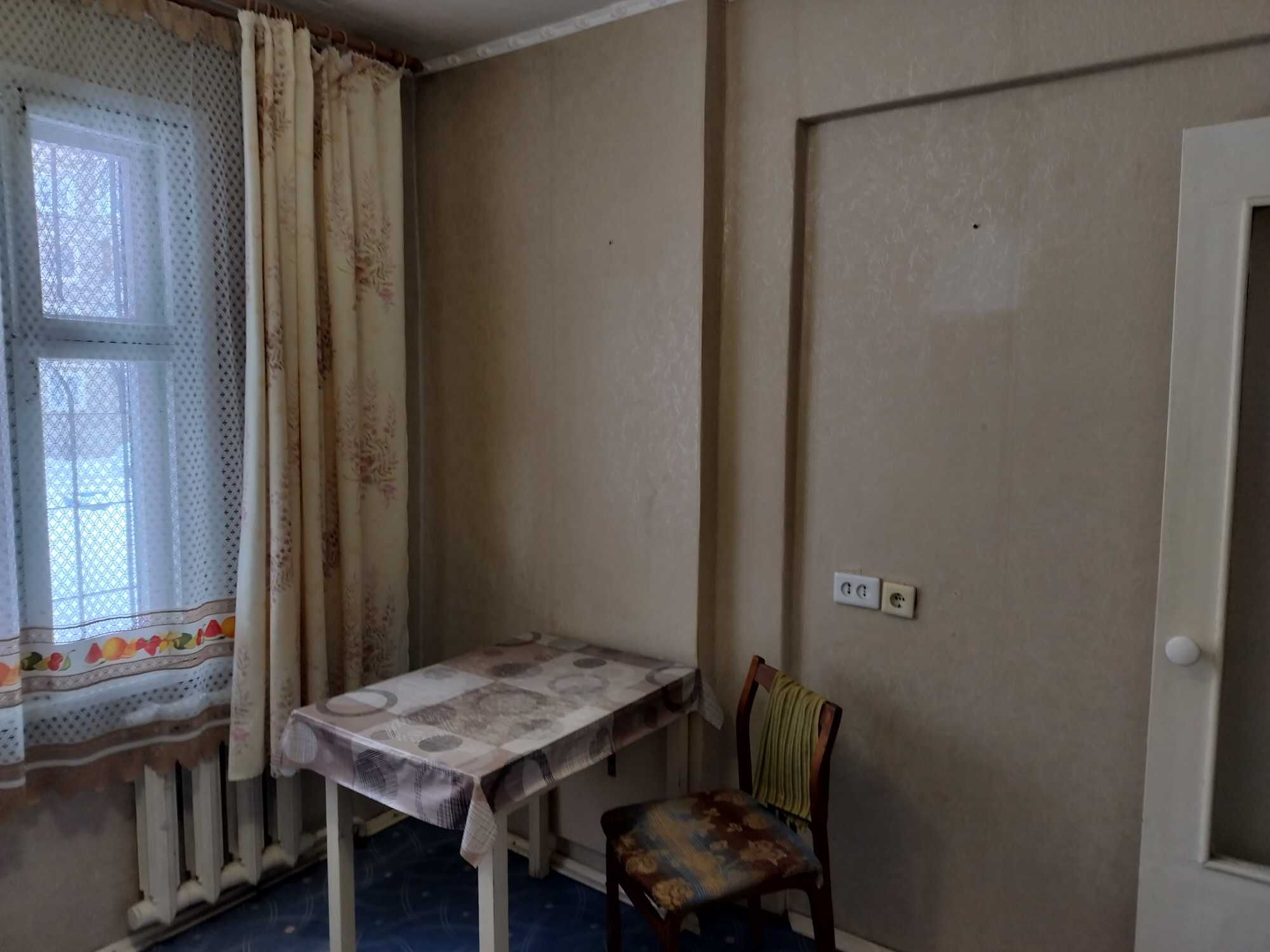 3х комнатная квартира район КШТ, Утепова,23
