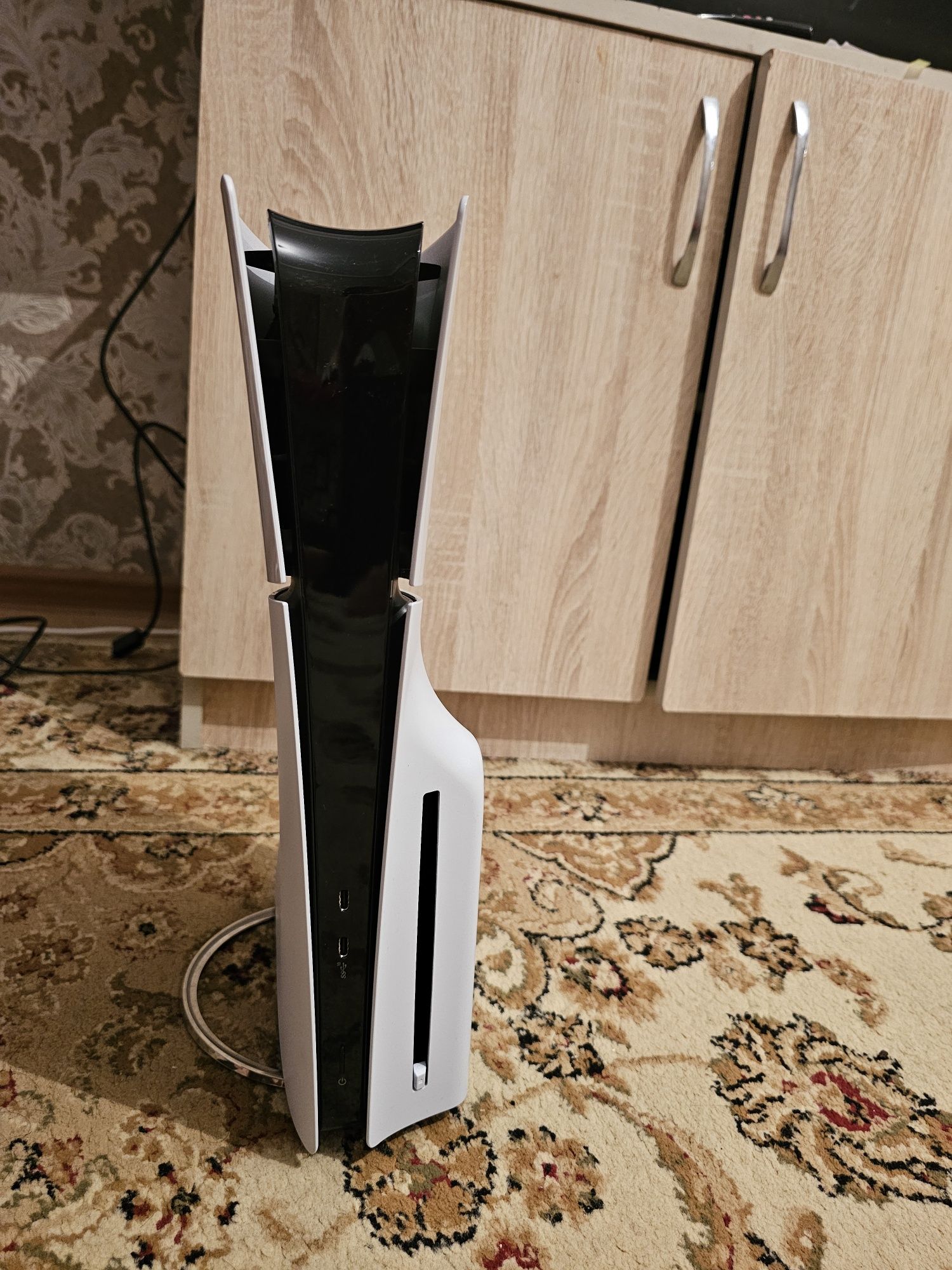 PS 5 Slim с 22 игр