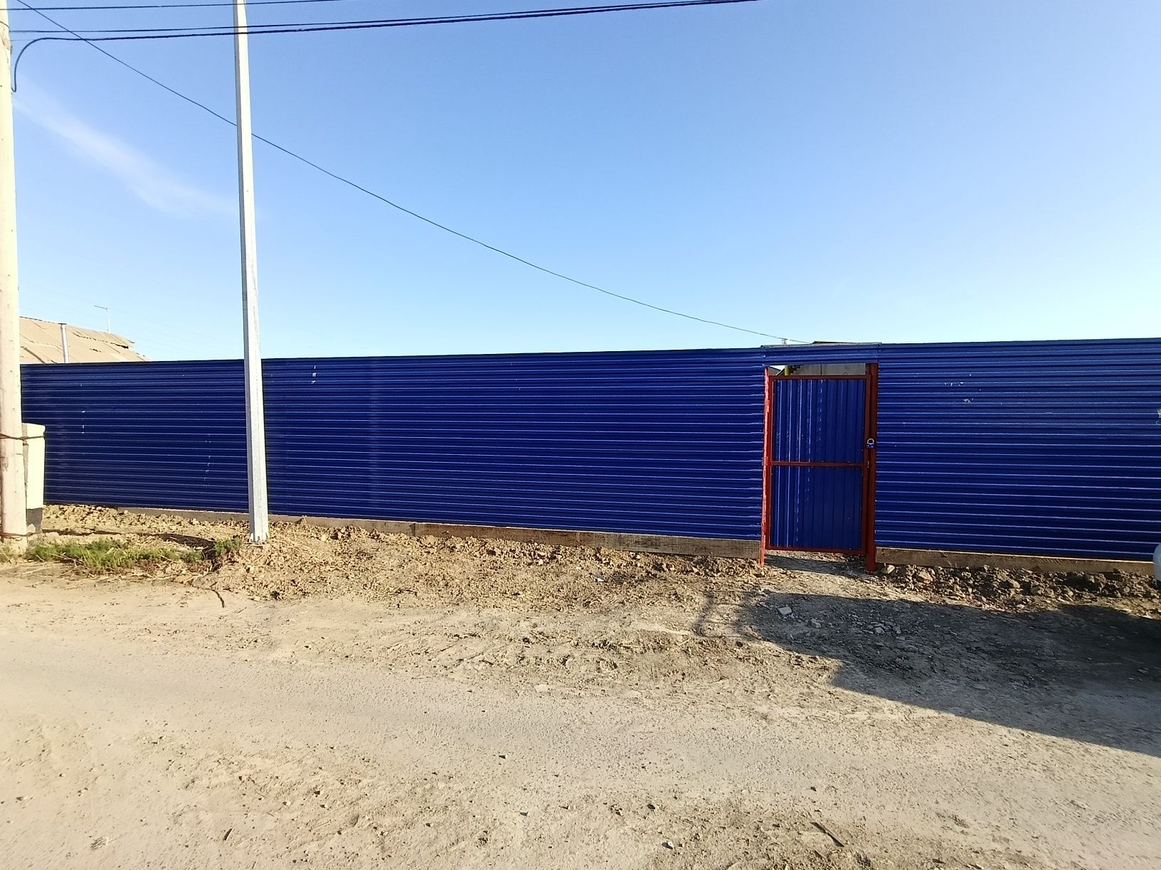 Кала иши центрдан времянка 13/6 почти Уй сатылады,Постоянный госакты