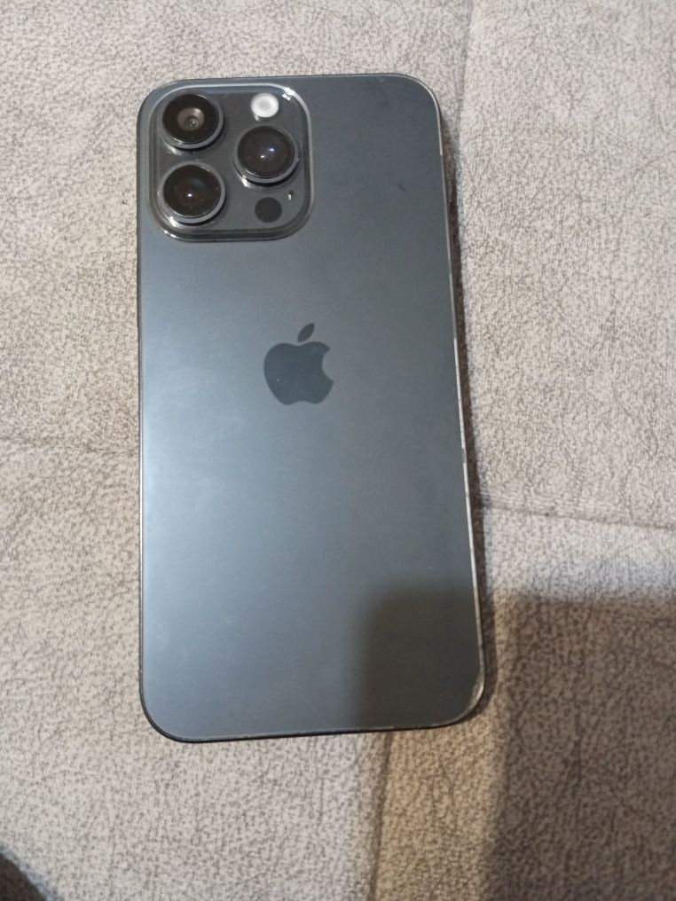 Iphon 15 про махс