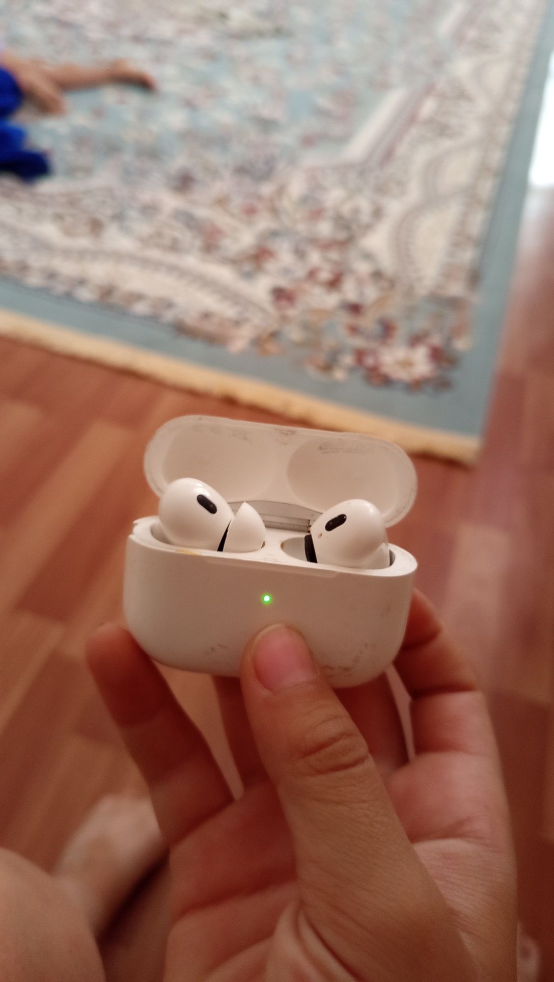 Airpods pro 1 құлағы жасамайт