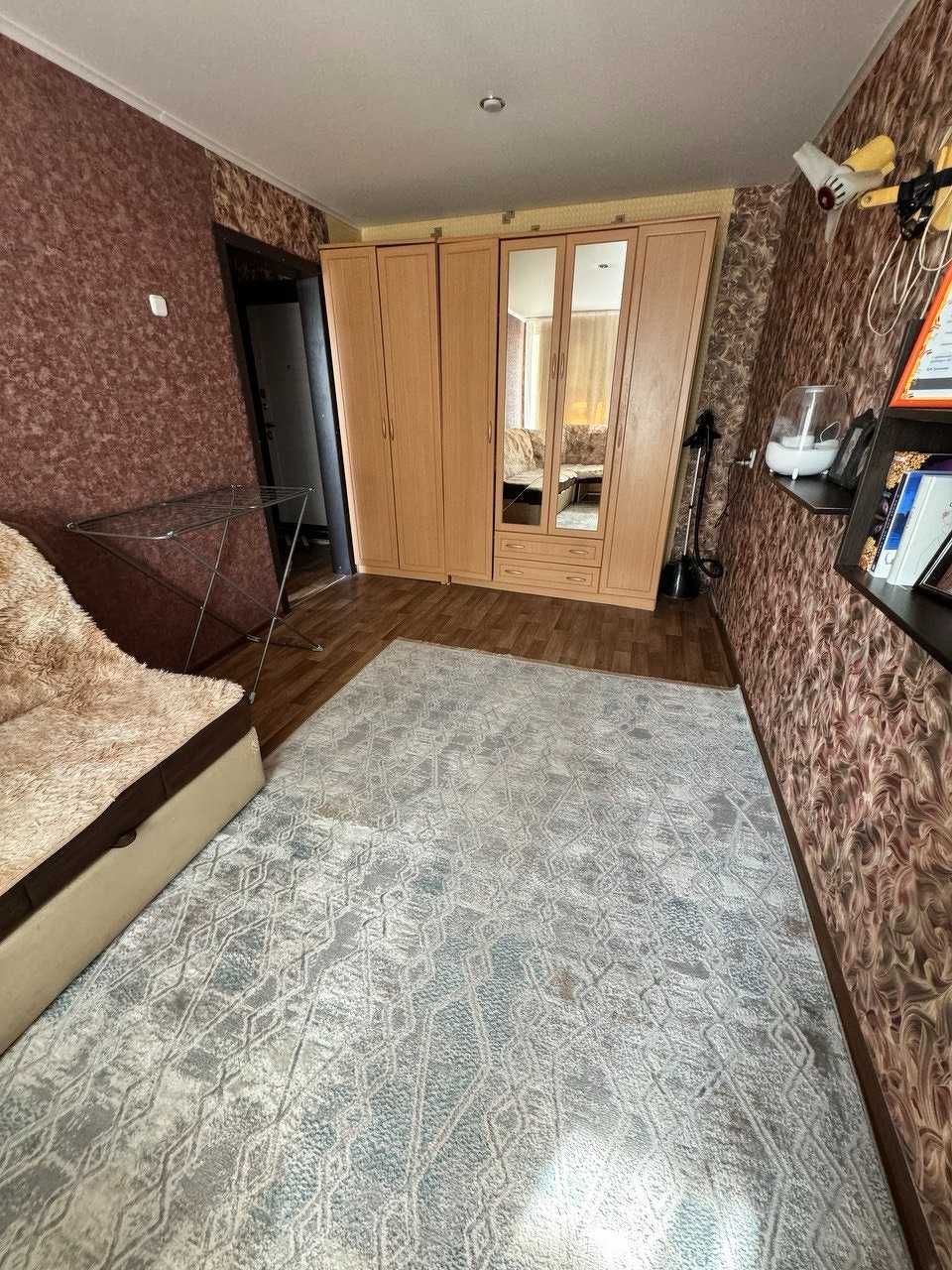 Продаётся 1 ком квартира, ул. 50 Лет Октября 128, 5,3 мил!