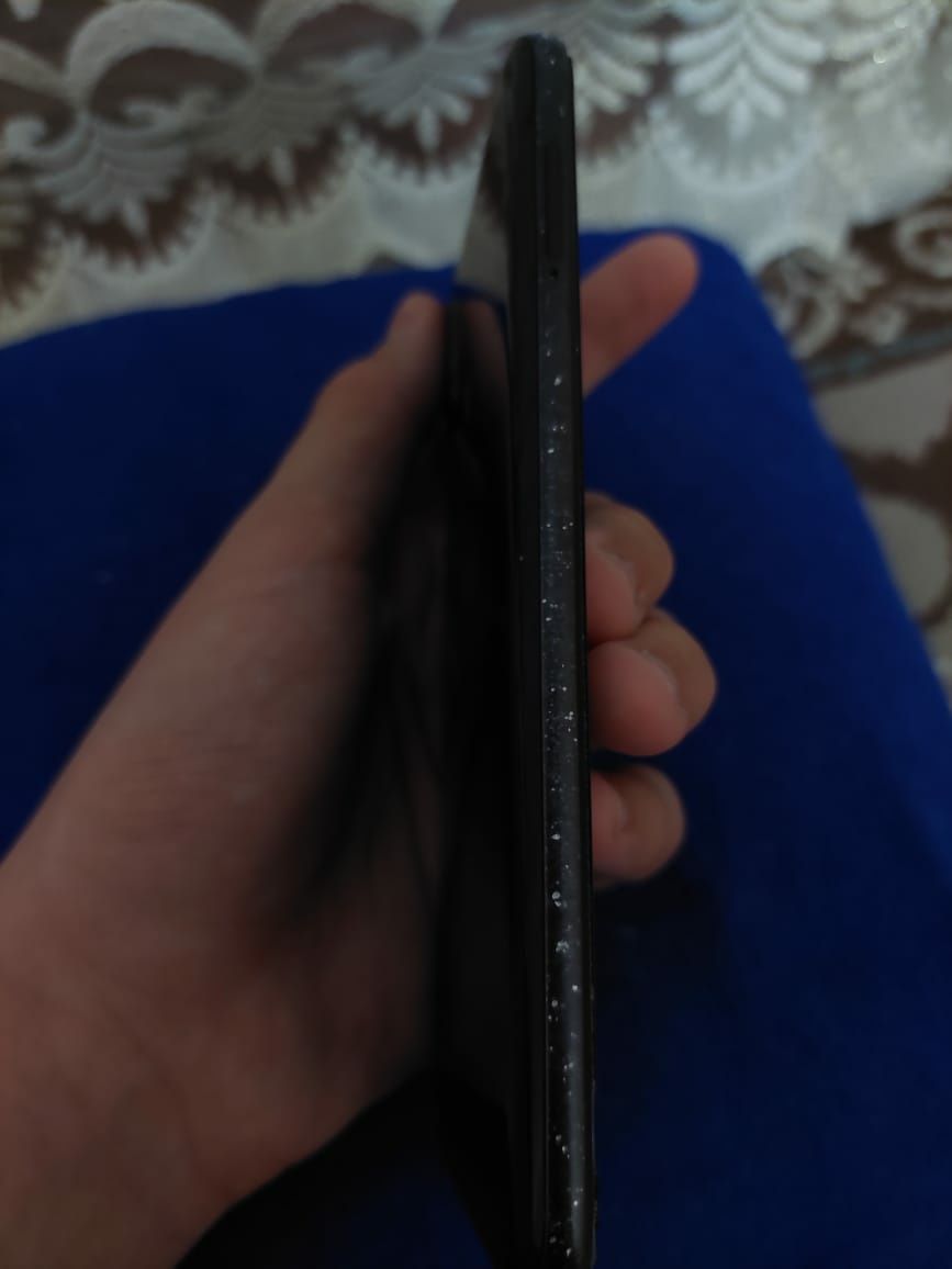 Xiaomi Mi 8       .