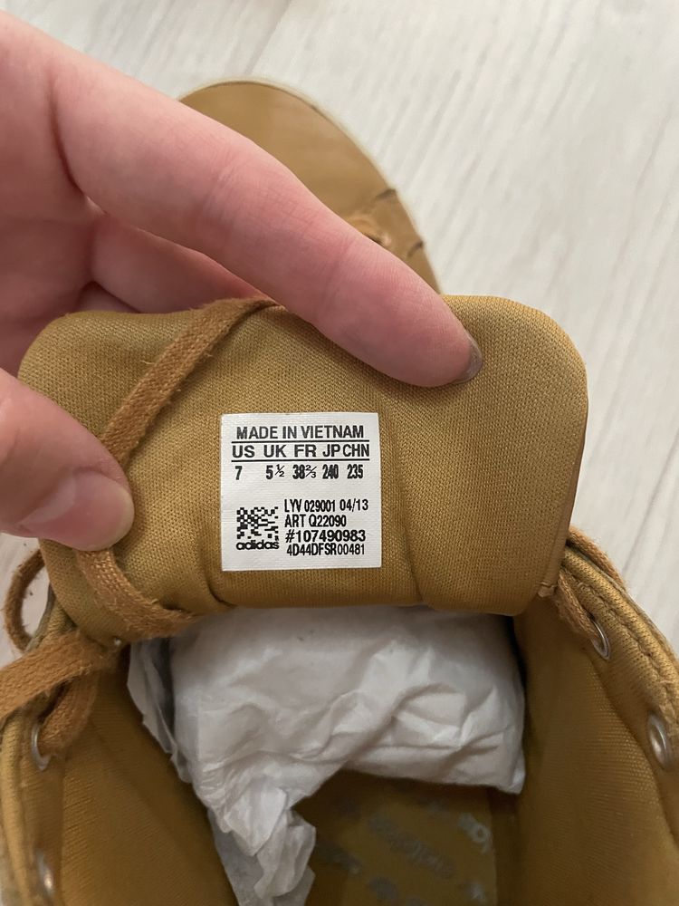 Обувь. Кеды Adidas