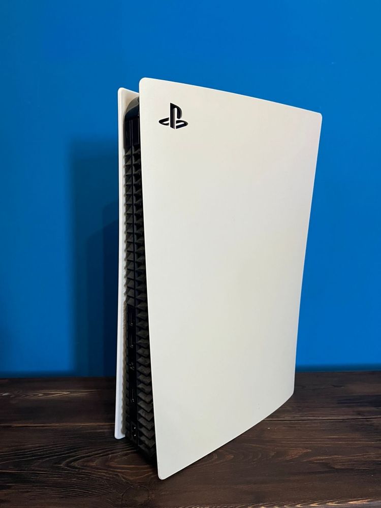 PlayStation 5 + PS5 Джойстик