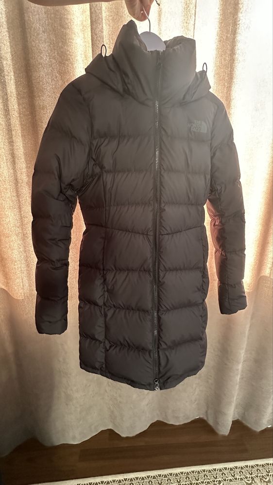 Пуховик the north face
