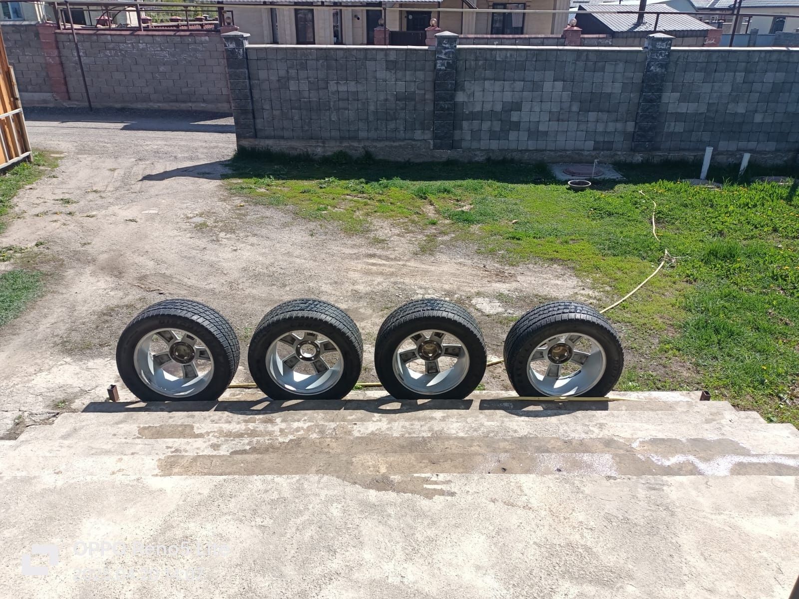 Продам титанка с дисками,от двухсотки