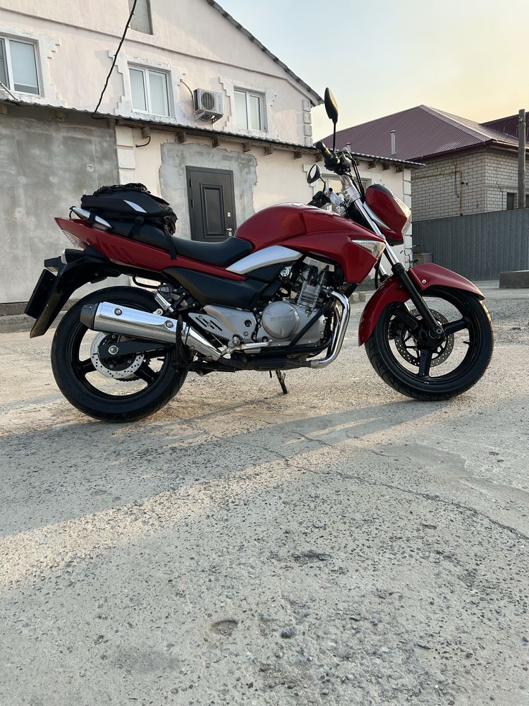 Сузуки GSR250 (GW250) в отлчном сост.без вложений и без проблем  срочн