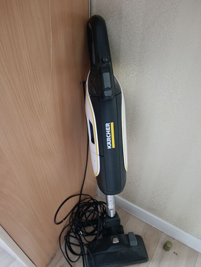 Пылесос Karcher бу.
