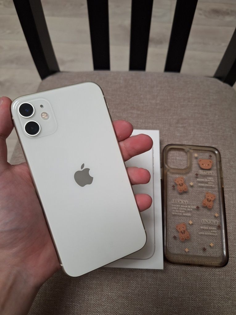 Iphone 11, 82% акб