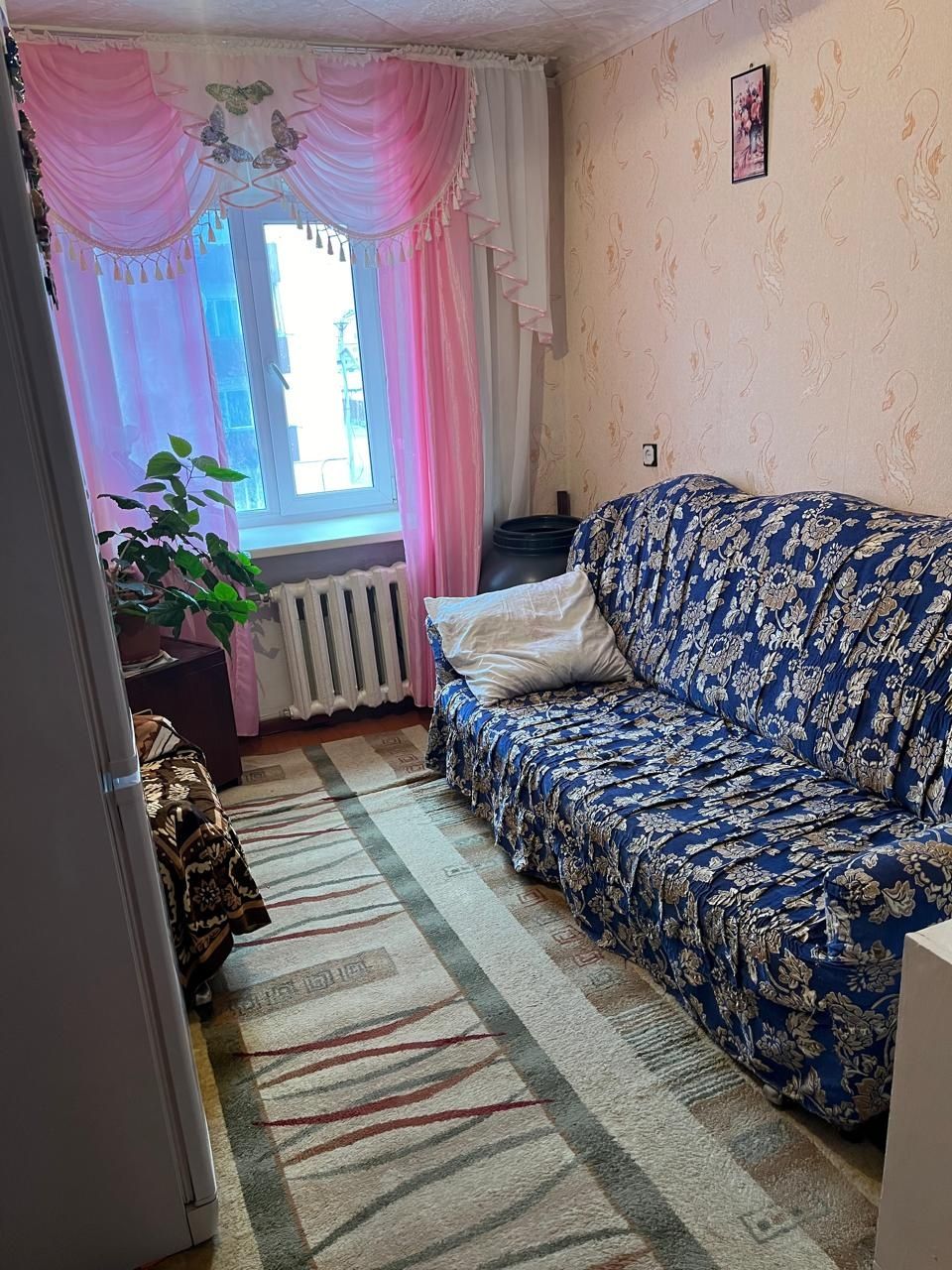 Продам квартиру четырехкомнатную в Майкаине