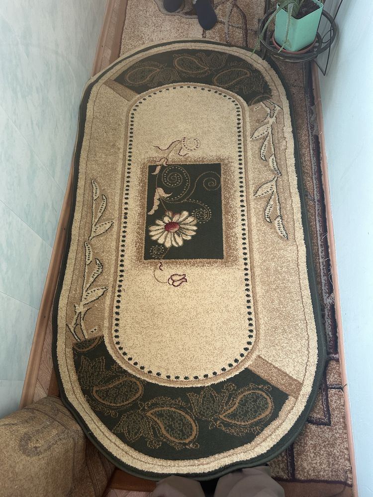 Продам ковры. Натуральные. Не дорого.