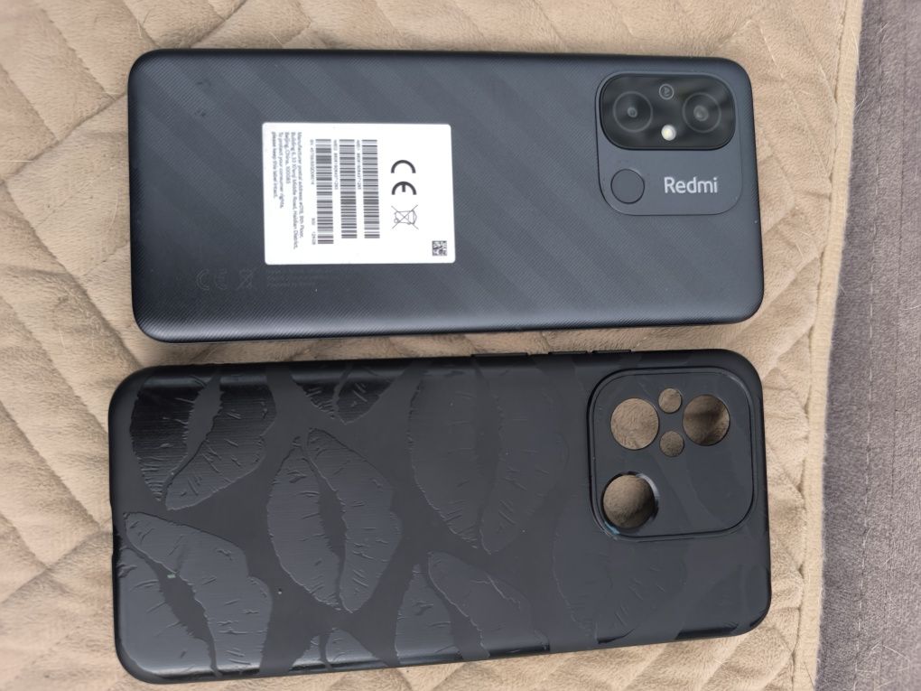 Продам телефон Redmi12c в хорошем состоянии