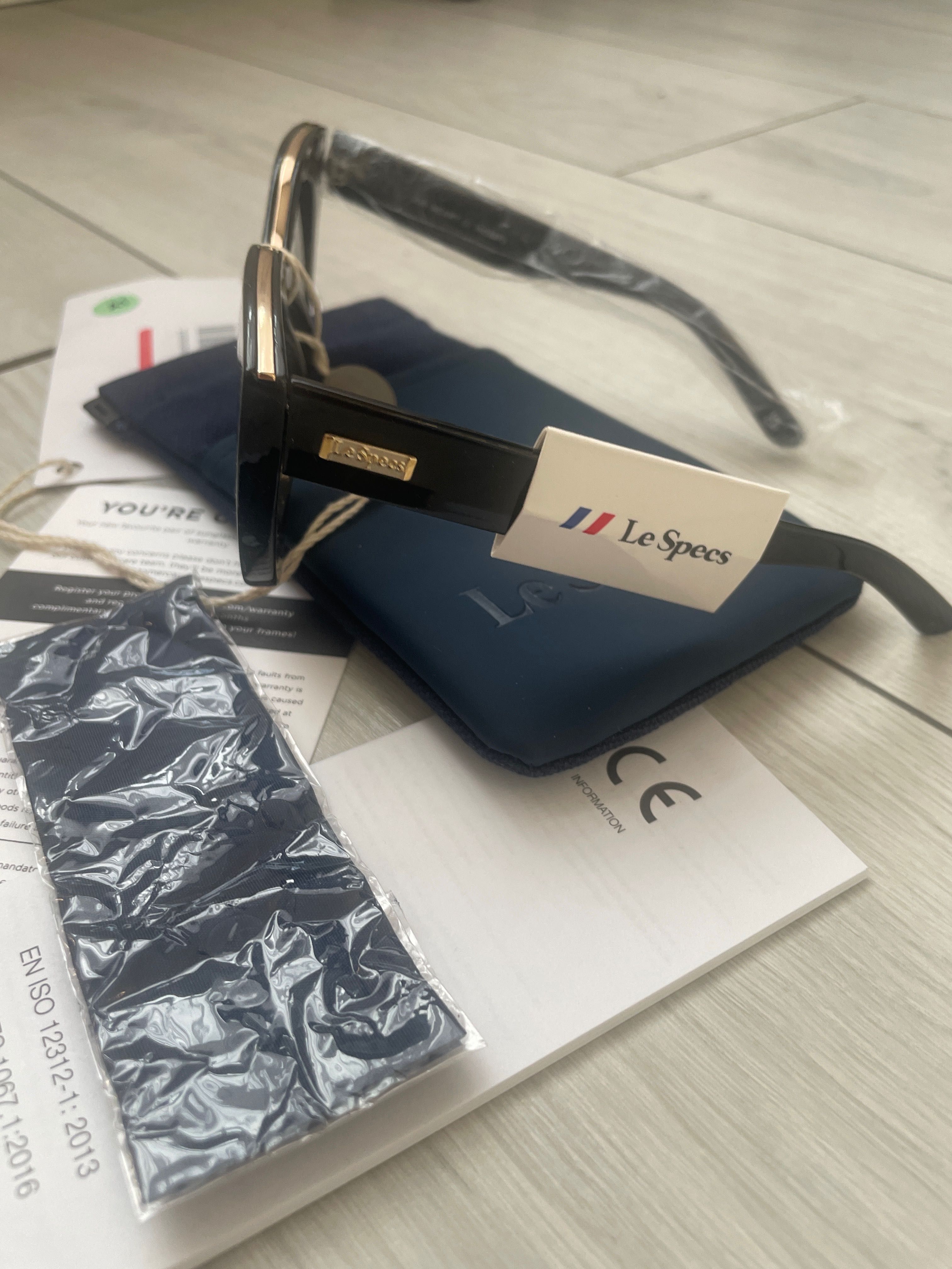 Солнцезащитные очки Le Specs