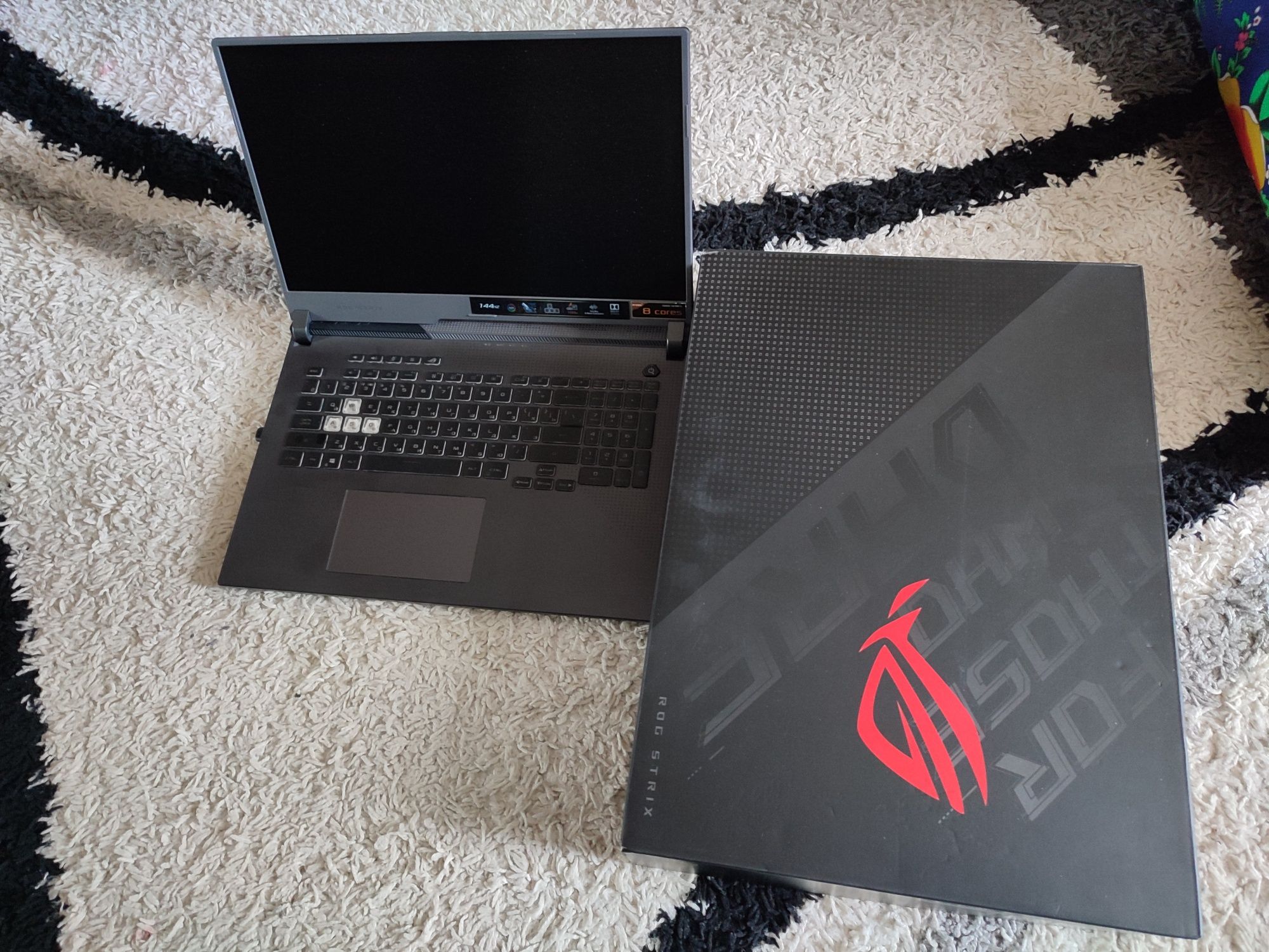 Ноутбук игровой Asus Rog Strix G17 G713QM