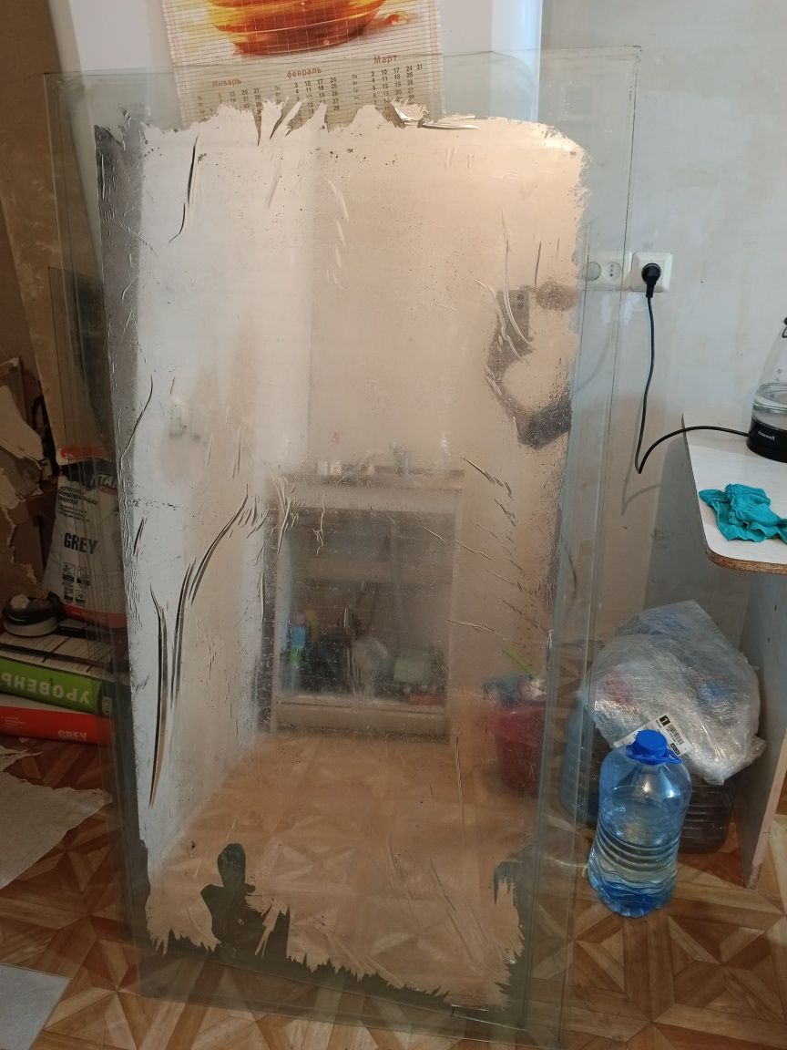 Стекла от балкона