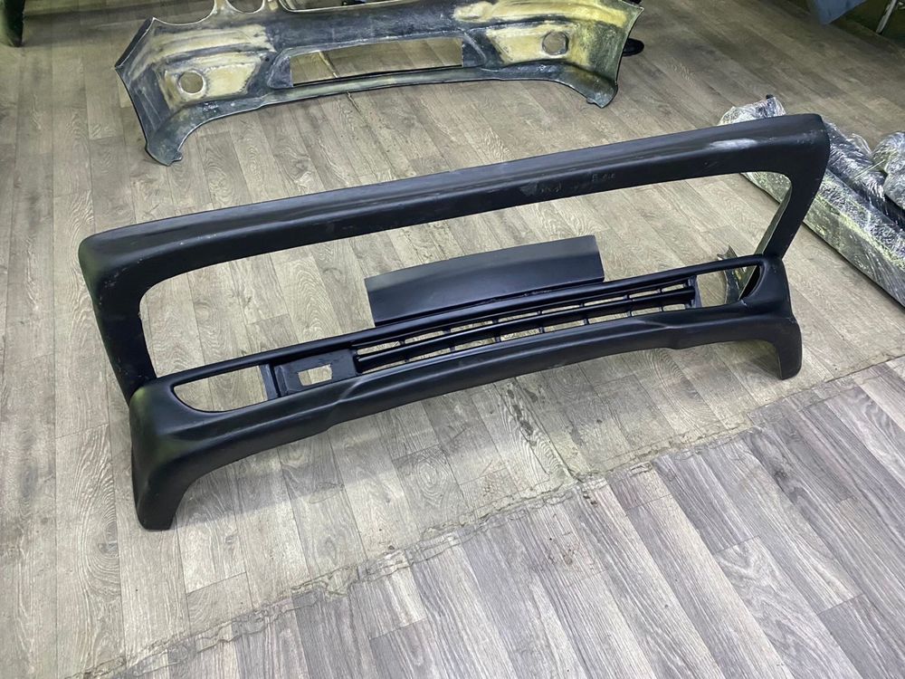 W124 AMG бампер,порог,фара,крыло,капот,решетка,ешка,мерс,е280,е230,е32