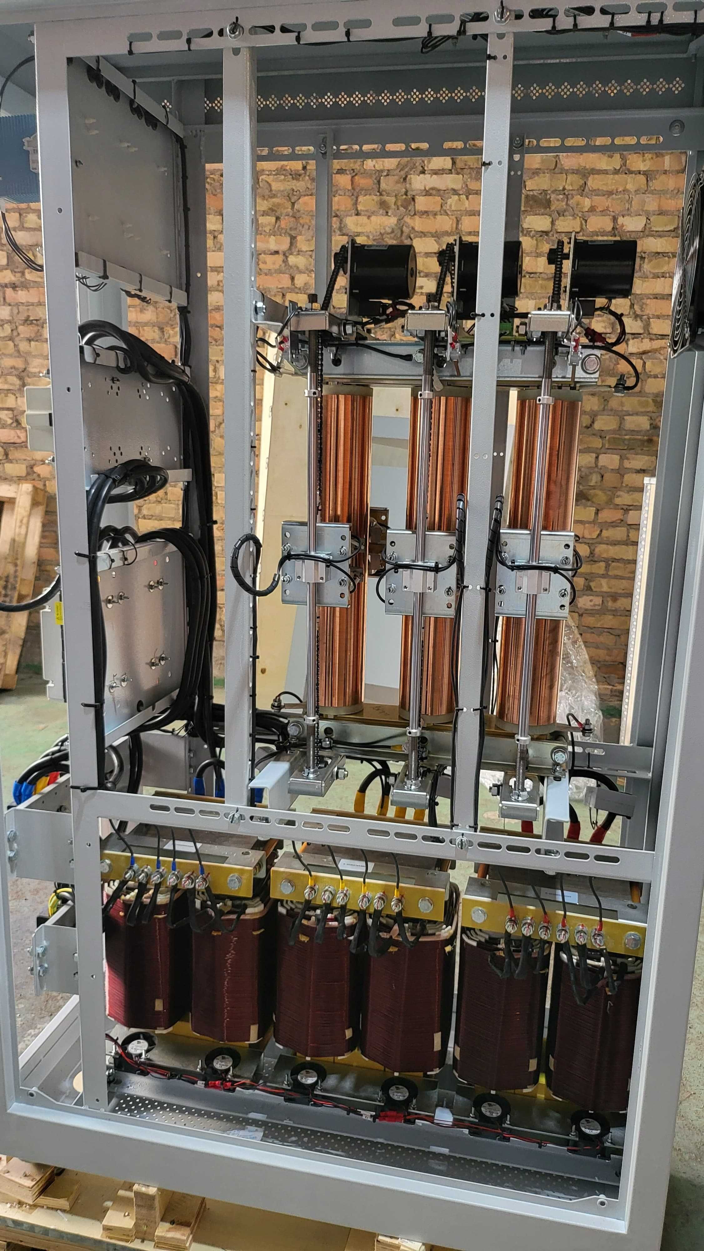 Cтабилизатор напряжения 100кВА, 380В, PowerPik PROM