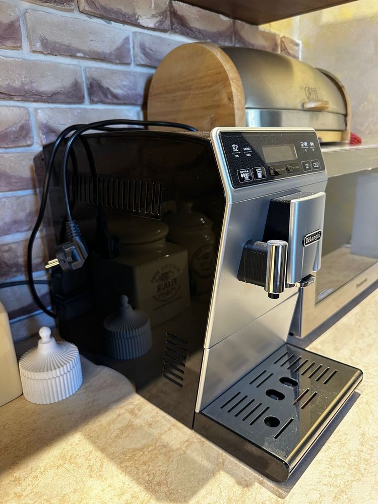 Кофемашина DeLonghi Autentica