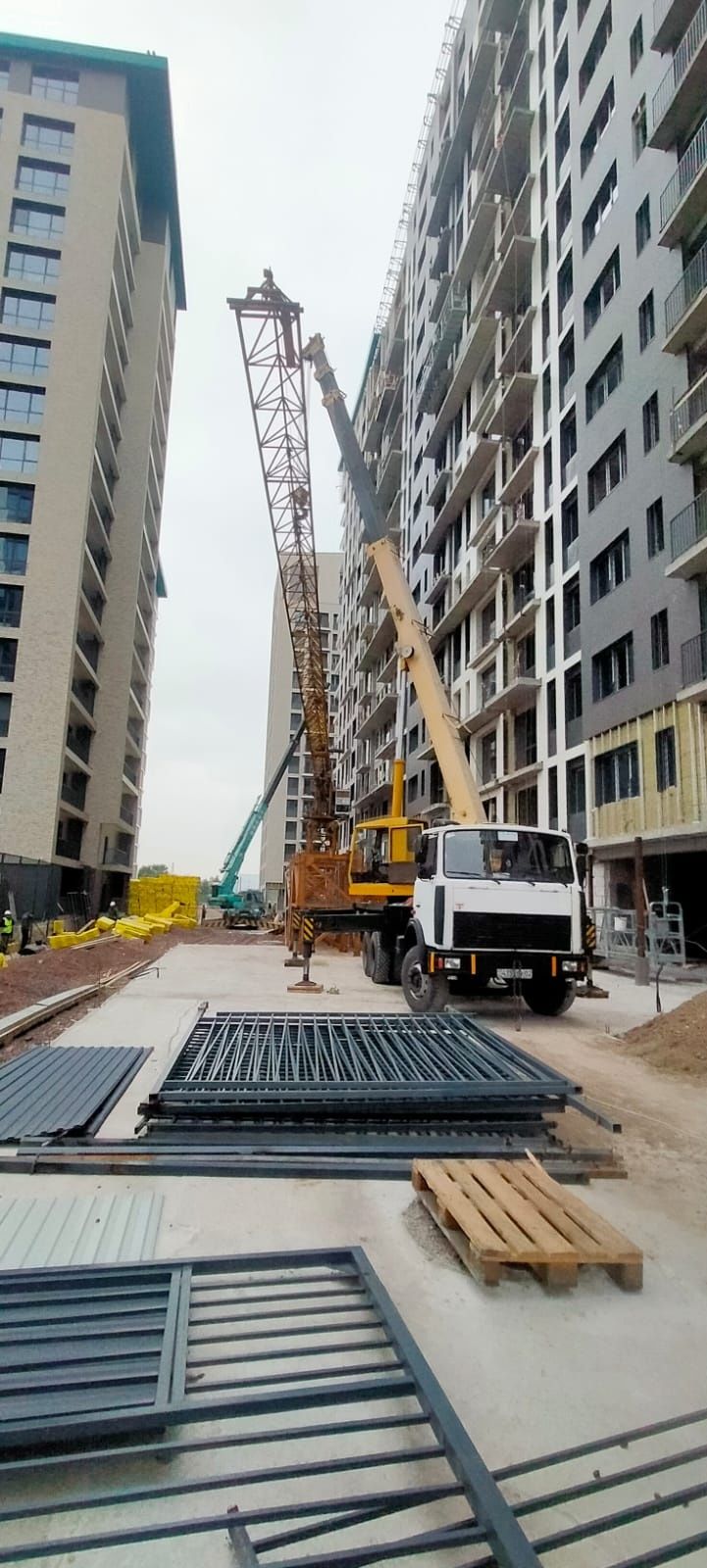 Автокран услуги аренда 25 тон