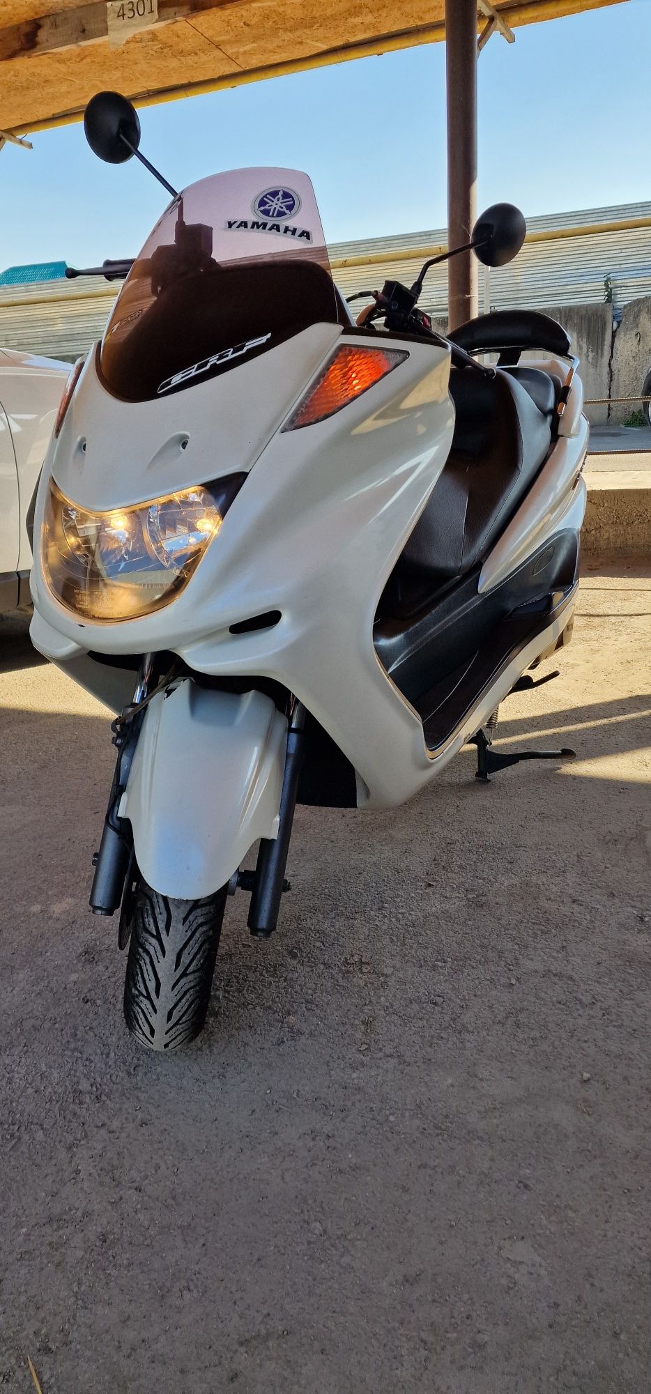 Продам Yamaha Majesty 250