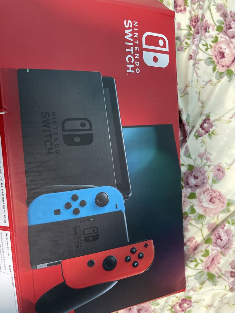 Nintendo switch 1,  новая почти не пользовались