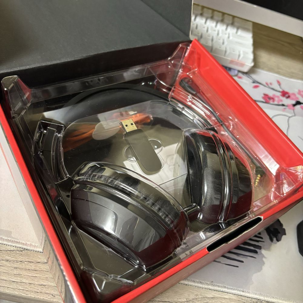 Игровые наушники HyperX Cloud Flight Wireless