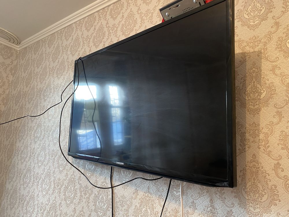 Продам Телевизор Samsung ЖК40(102см)