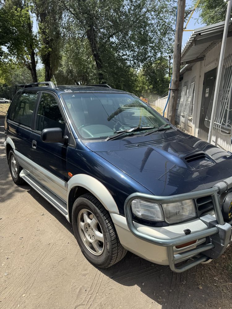 Продам Митсубиси  RVR