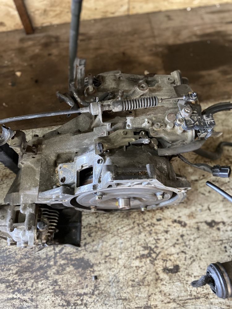 Привозной акпп на Mazda MP-V обьем 2.5 полный привод