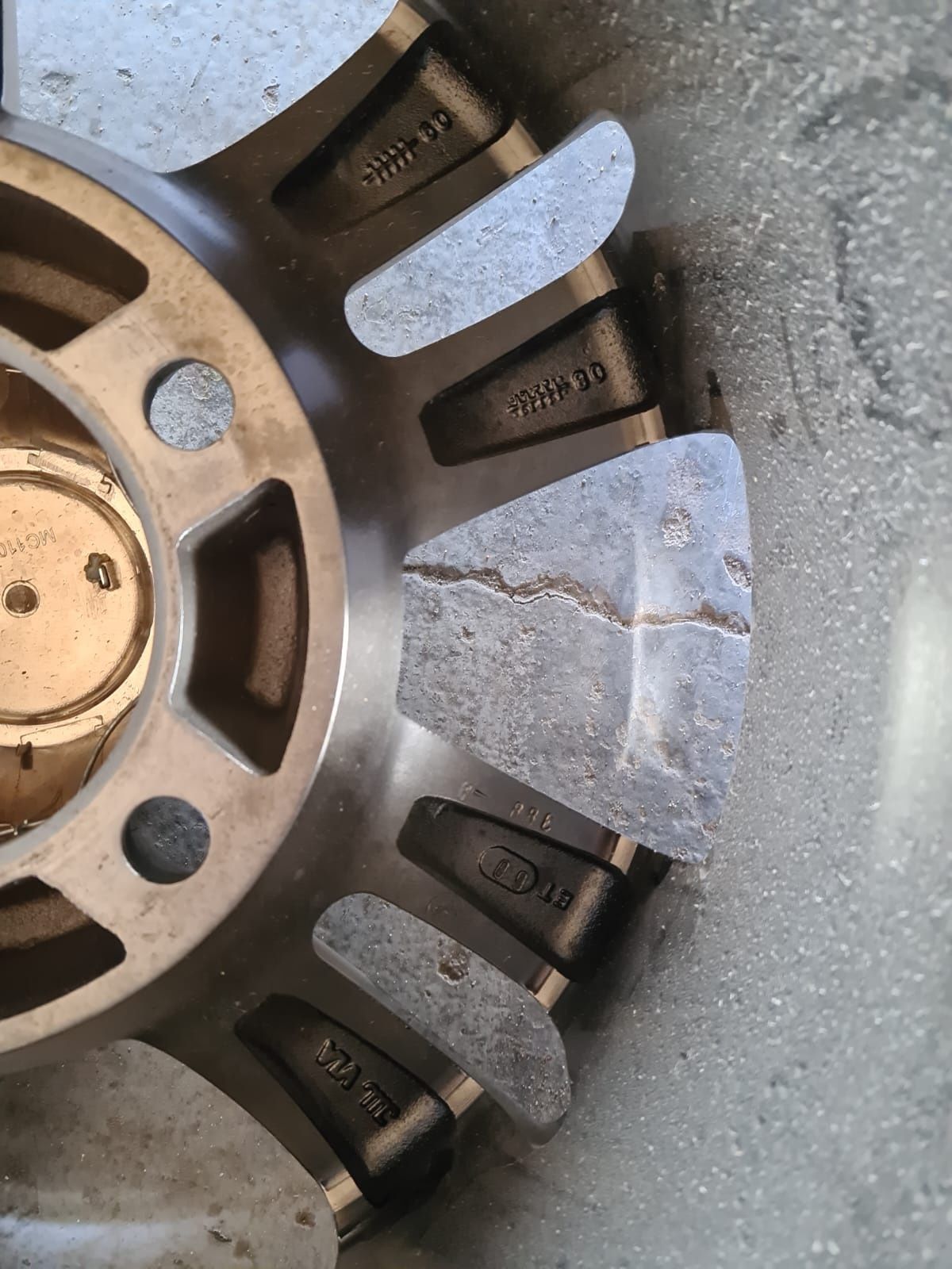 Диски на Toyota Land Cruiser