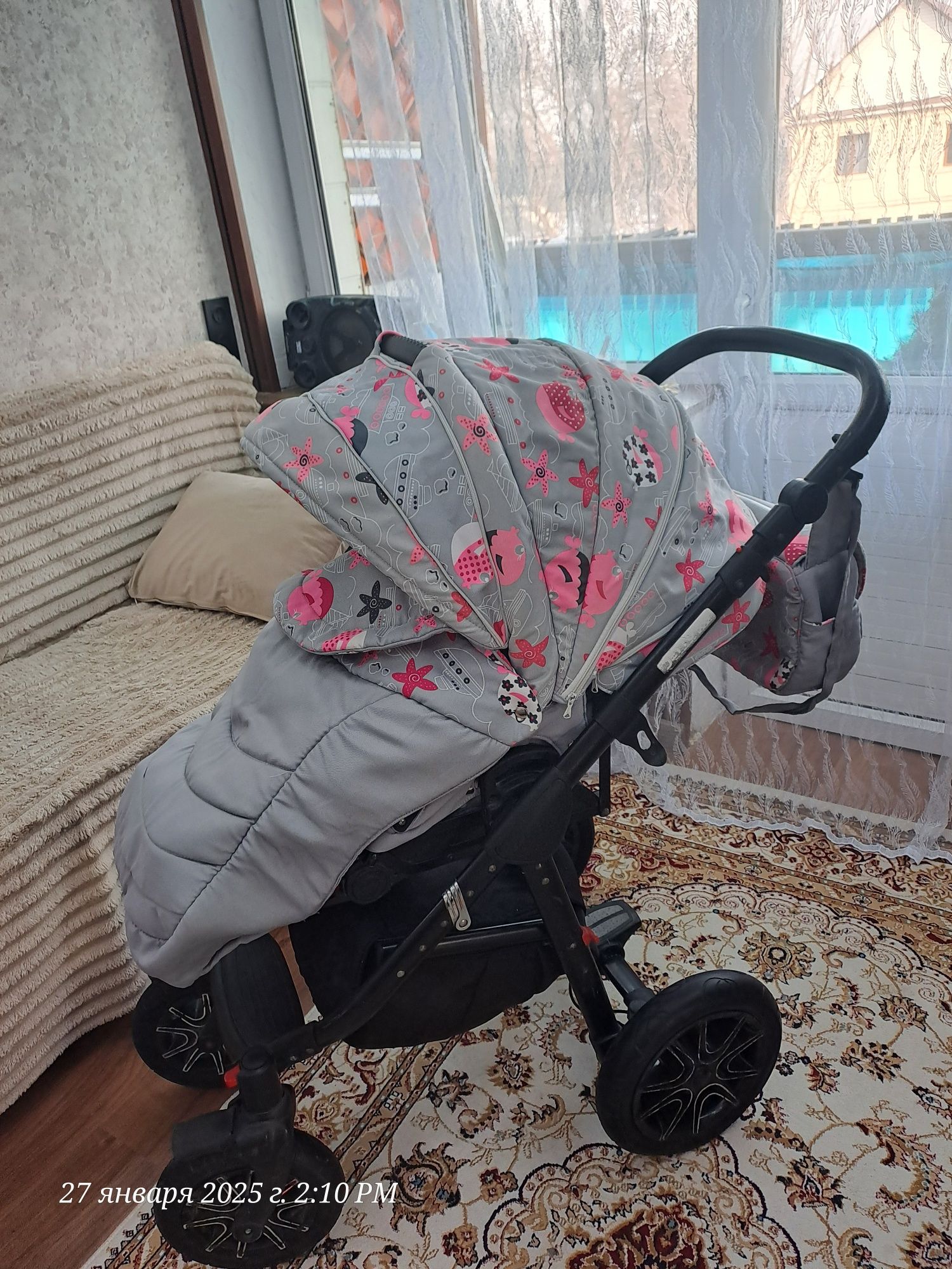 Продам фирменную,качественную коляску
