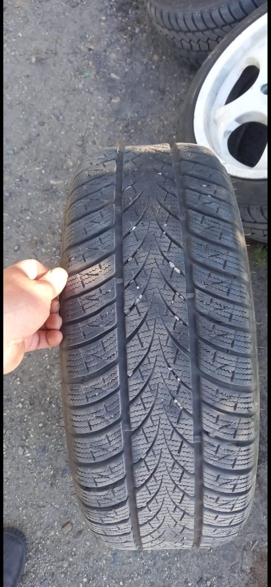 Продам диск на 16 шиной лепучка