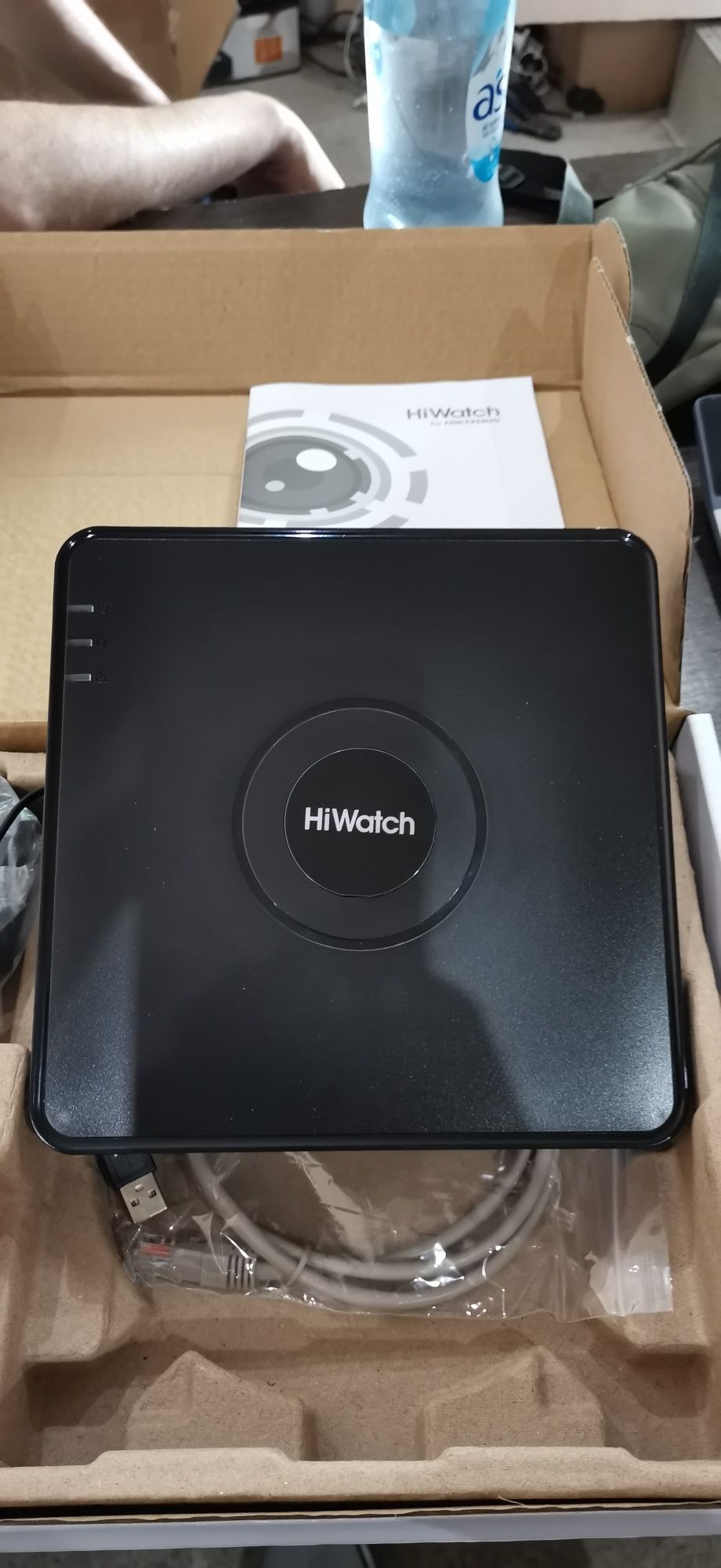 IP видеорегистратор HiWatch 8 канальный