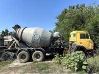 Продам бетоносмеситель Камаз