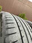Продам резину б/у 1 баллон-315/35/21 и один 275/40/R21