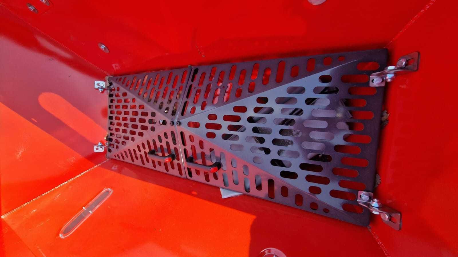 Разбрасыватель минеральных удобрений РУМ-800, РУМ-1000 Д-Пол