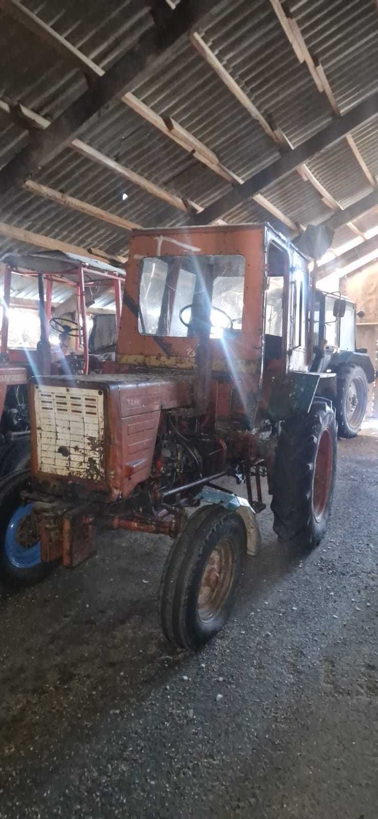 Продам трактор Т-25