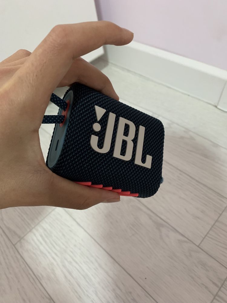 Колонка JBL GO3