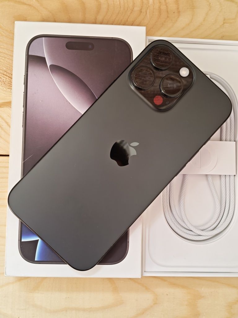 iPhone 16 Pro Max 256 gb akb 100 EAC