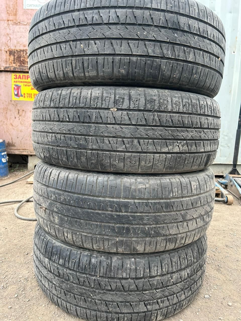 Продам шины 19 размер