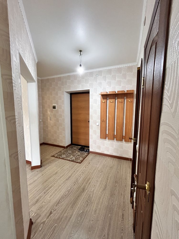 Срочно продам квартиру на Батыс 2