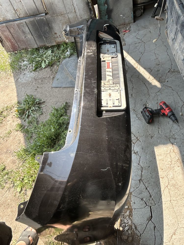 Продам бампер Лада Гранта задний