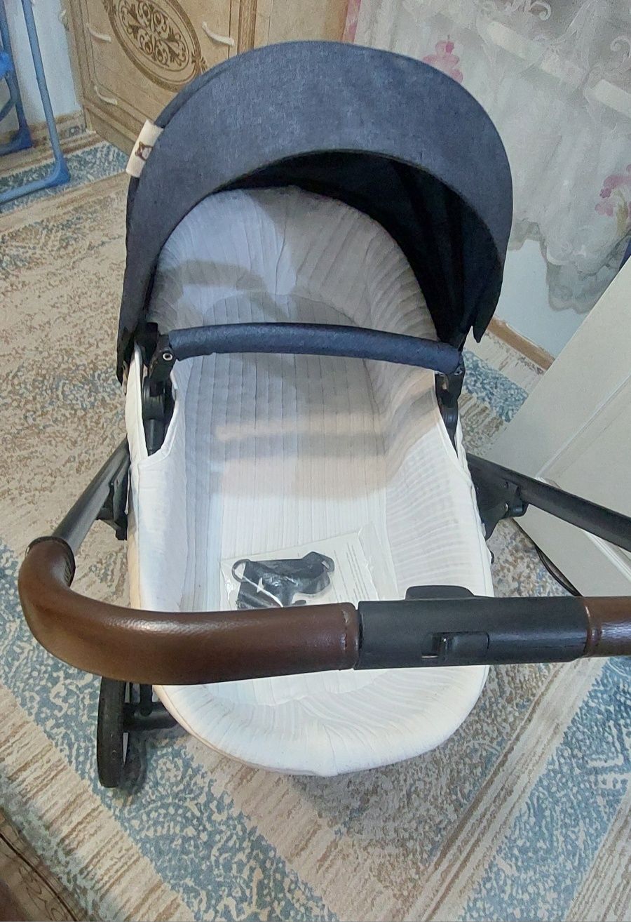 Детская коляска 2 в 1